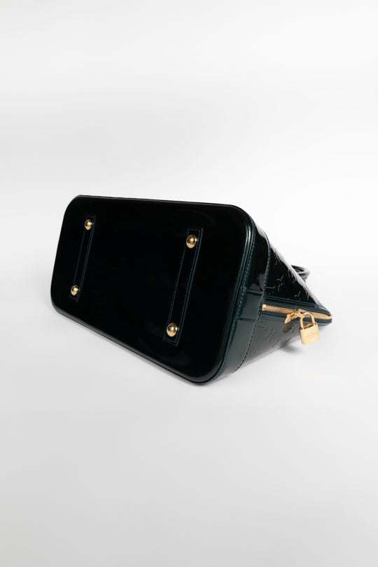 Monogram Vernis Alma GM Hand Bag (Chain Included)