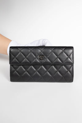 Gusset Flap lambskin Quilted Leather Wallet - #1