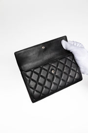 Gusset Flap lambskin Quilted Leather Wallet