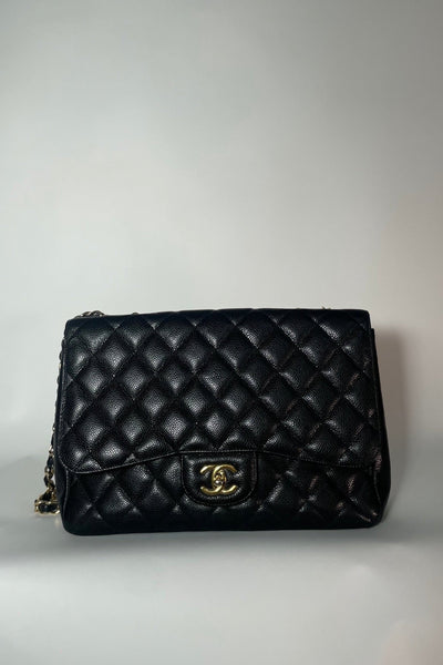 Jumbo Classic Flap Caviar Shoulder Bag