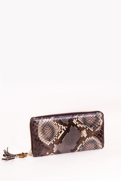 Gucci clutch in python leather