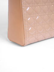 Patent leather handbag